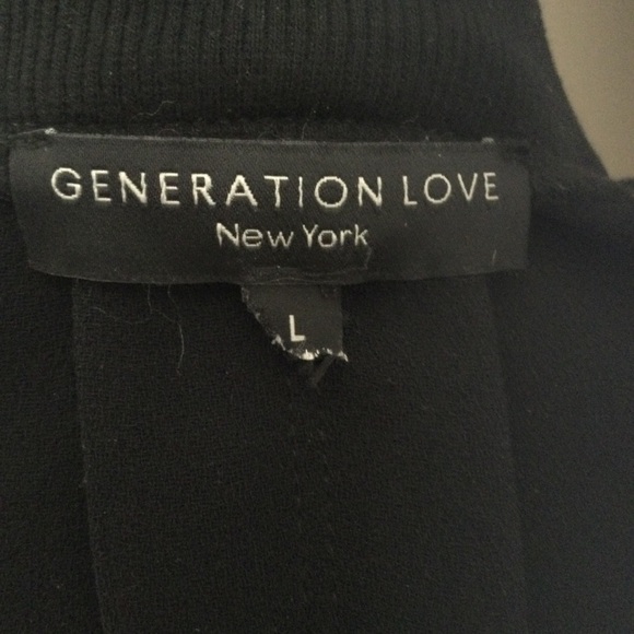 GENERATION LOVE Black Bumper Top Size L - Picture 7 of 7